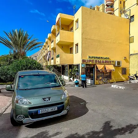 Nice Studio With Terrace And View, Beach First Line *